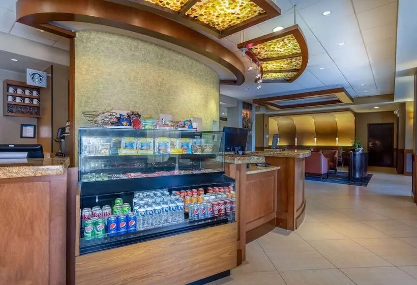 酒店 Wyndham Garden Kansas City Airport