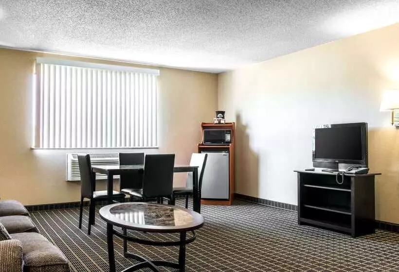 汽车旅馆  Quality Inn