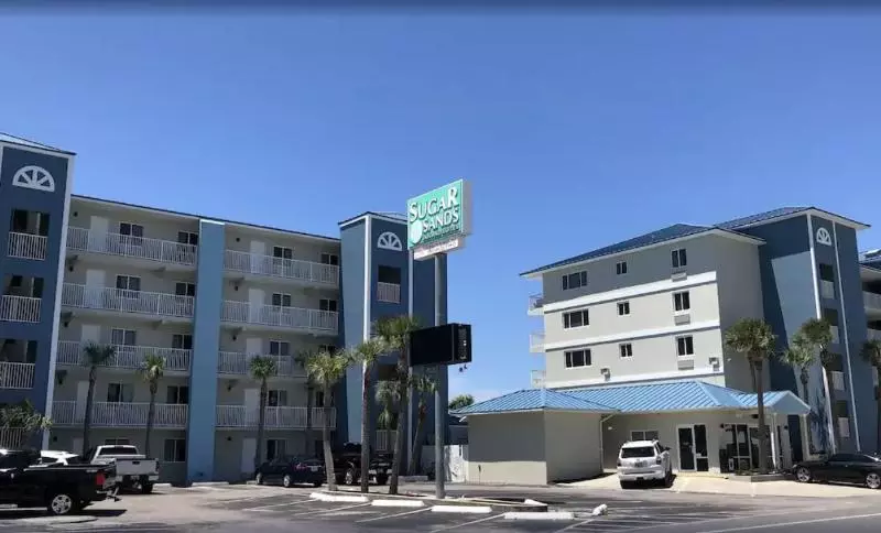 汽车旅馆  Sugar Sands Beachfront Hotel, A By The Sea Resort