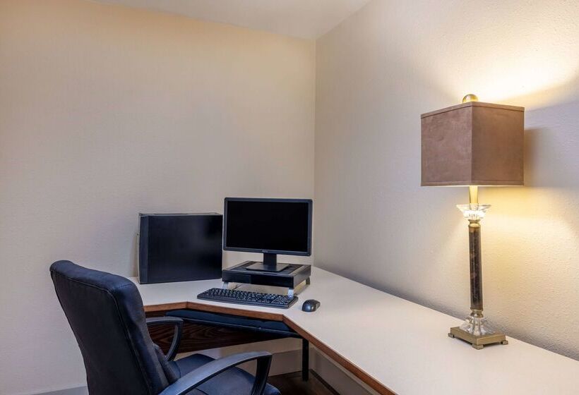 Motel Super 8 By Wyndham Butte Mt