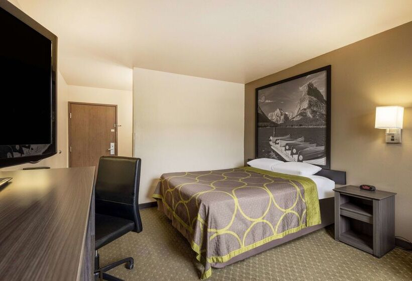 Motel Super 8 By Wyndham Butte Mt