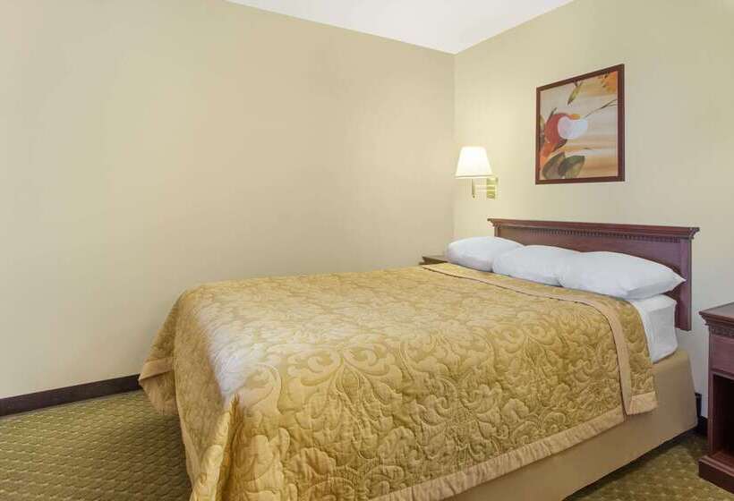 Motel Super 8 By Wyndham Butte Mt