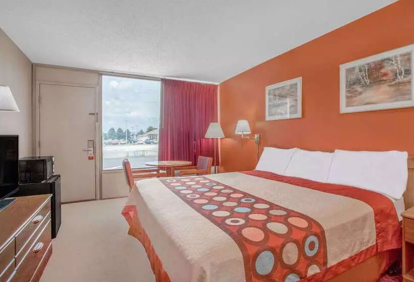 מוטל Super 8 By Wyndham Carlisle North