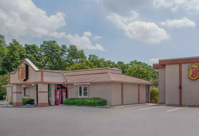 מוטל Super 8 By Wyndham Carlisle North