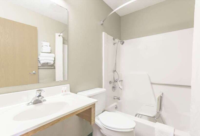 فندق على الطريق Super 8 By Wyndham Lexington