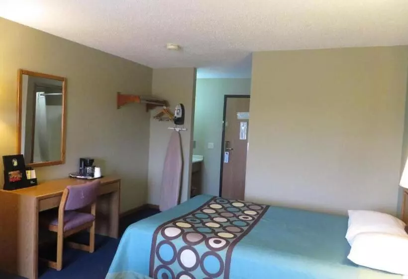 モーテル Super 8 By Wyndham Macomb