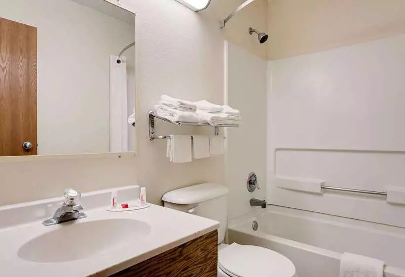 모텔 Super 8 By Wyndham Martinsburg