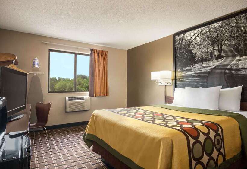 فندق على الطريق Super 8 By Wyndham Mayfield