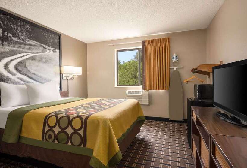 فندق على الطريق Super 8 By Wyndham Mayfield