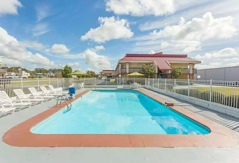 Motel Super 8 By Wyndham Tifton