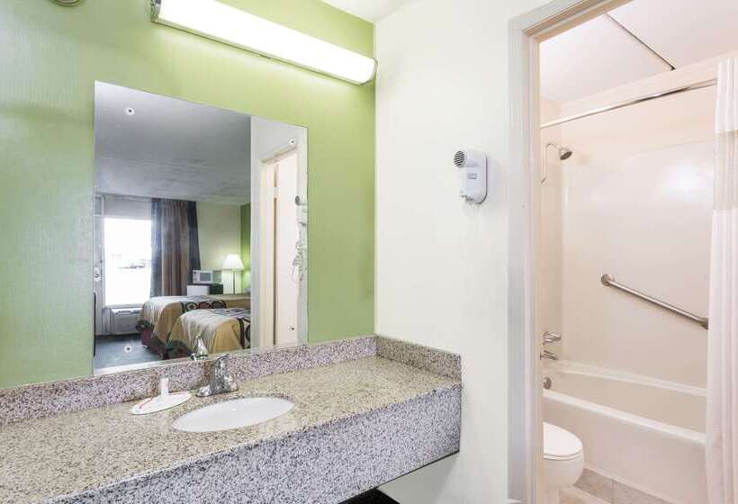 汽车旅馆 Super 8 By Wyndham Tifton