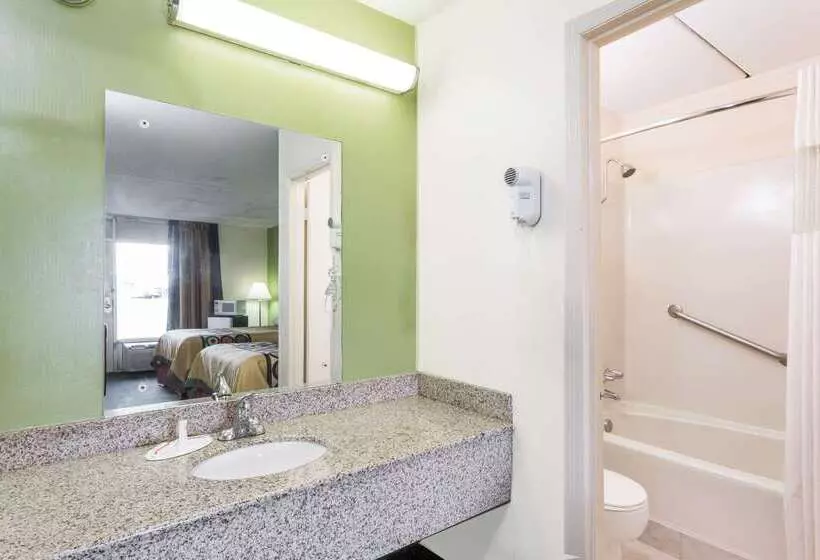 Motel Super 8 By Wyndham Tifton