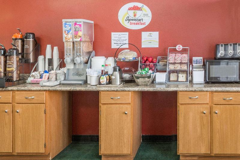 汽车旅馆 Super 8 By Wyndham Tifton