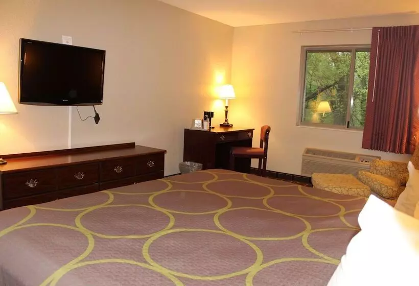 汽车旅馆  Super 8 By Wyndham Valparaiso