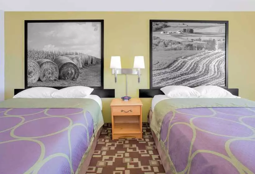 فندق على الطريق Super 8 By Wyndham Independence Ia