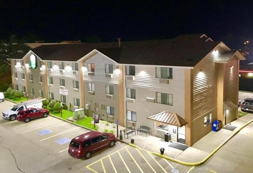 Motel The Quincy Inn & Suites