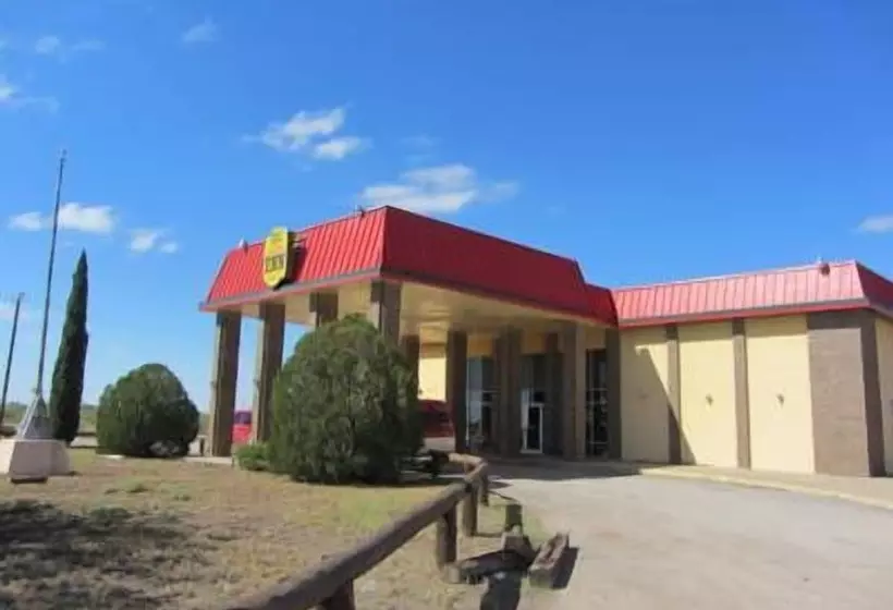 汽车旅馆  West Texas Inn & Suites Midland