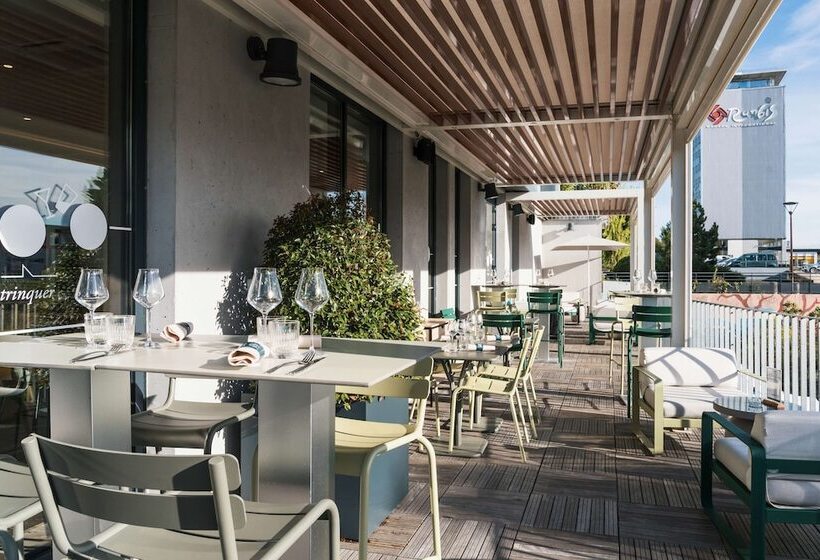 Отель Campanile Rungis Orly