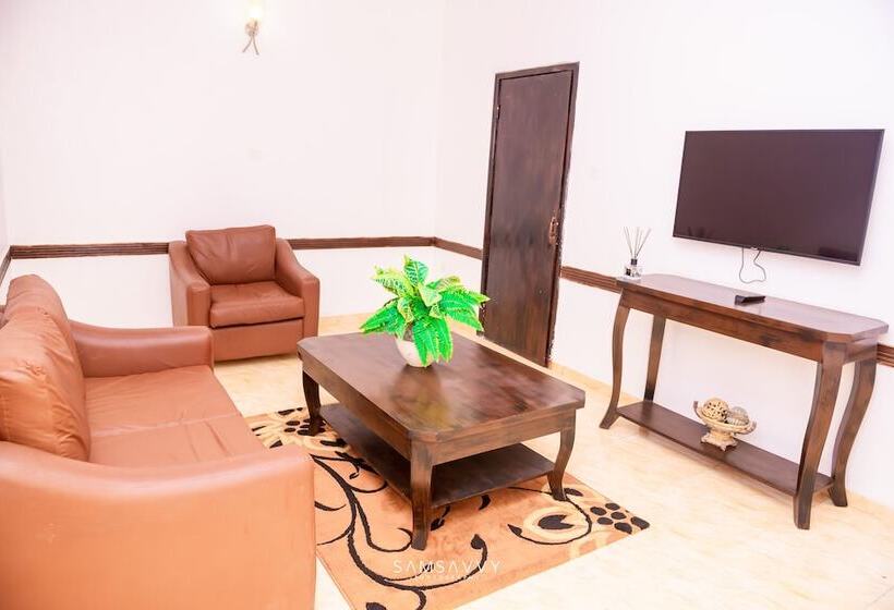 Dees Hotels Apartment & Suites