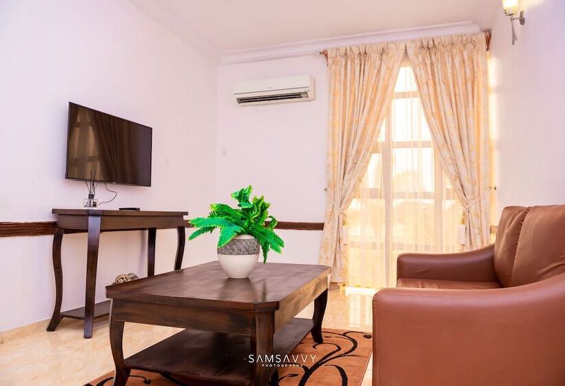 Dees Hotels Apartment & Suites