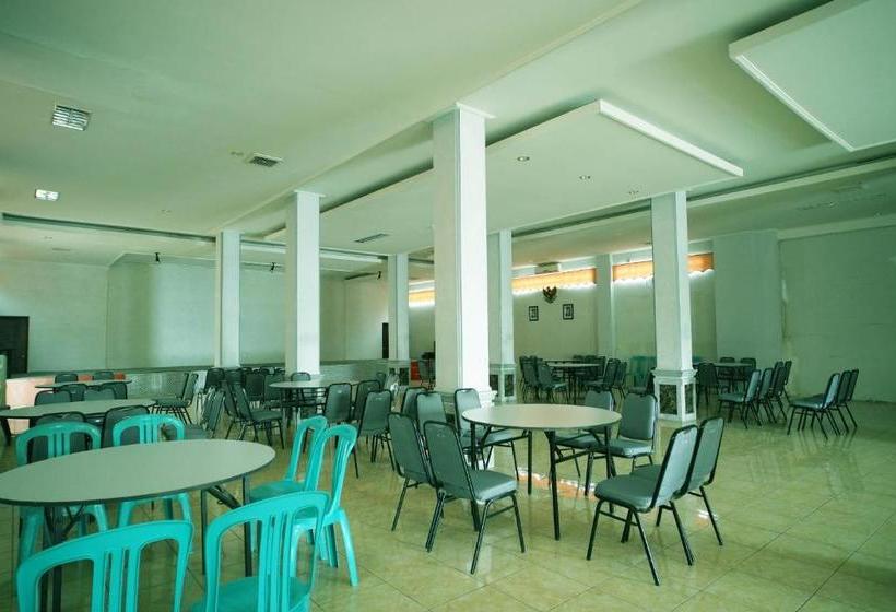 בית מלון כפרי Oyo 2904  Yayang Syariah