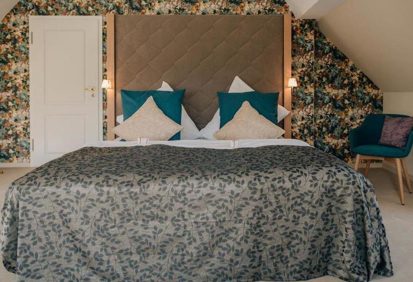 ペンション Cavalierhaus Branitz