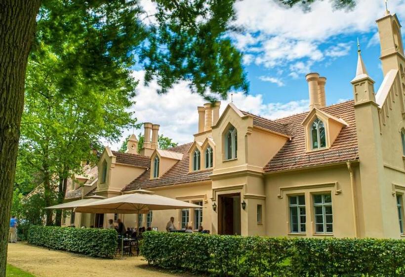 ペンション Cavalierhaus Branitz