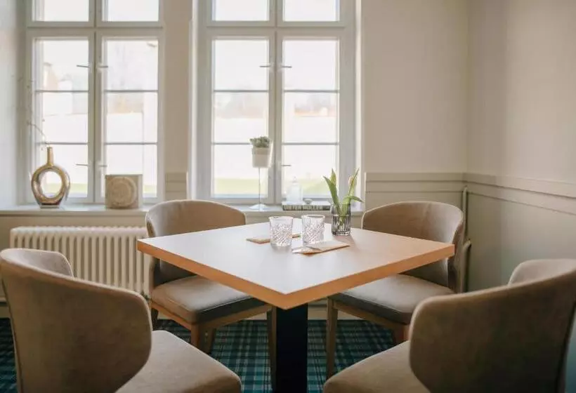 ペンション Cavalierhaus Branitz