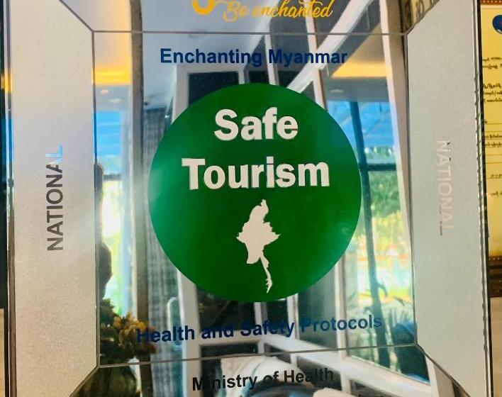 Supreme Hotel Yangon