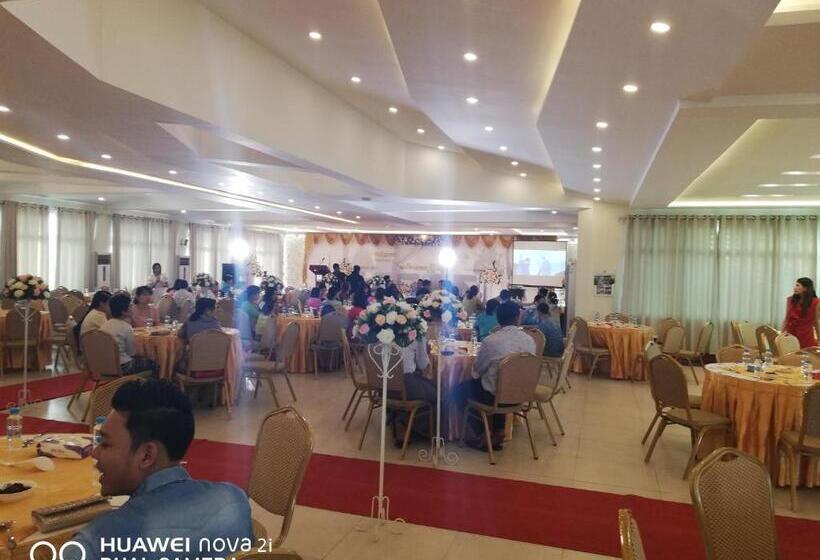 Supreme Hotel Yangon