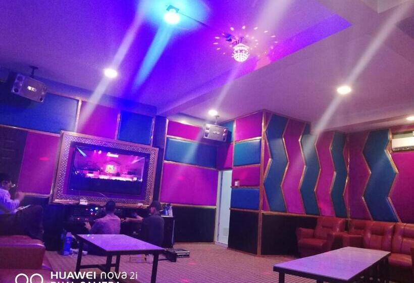 Supreme Hotel Yangon