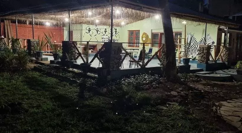 هتل Kizumba House