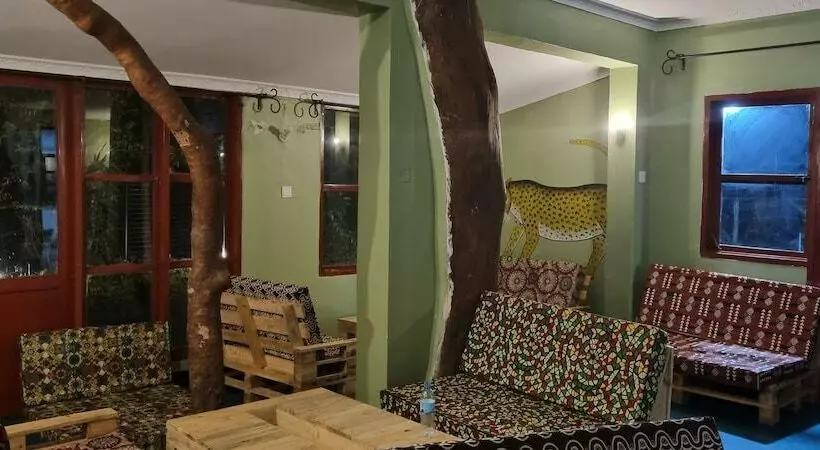 هتل Kizumba House