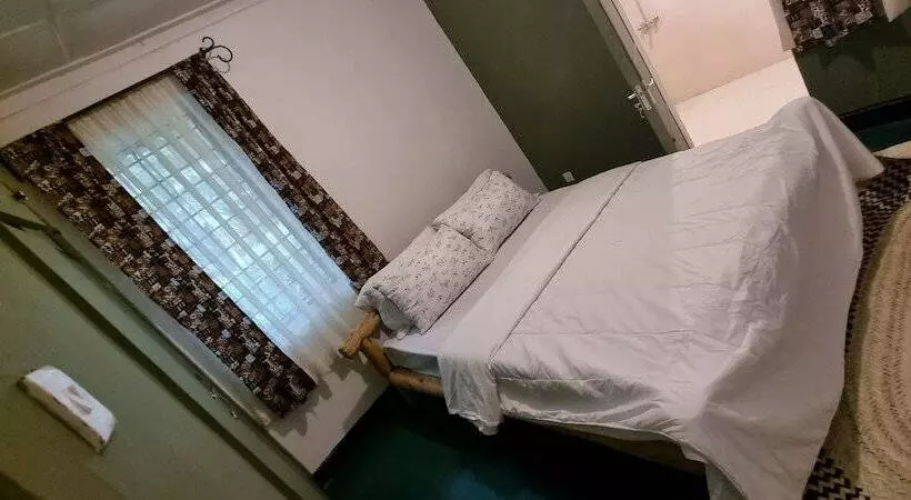 هتل Kizumba House