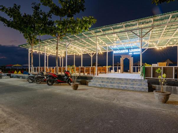 فندق Nusa Indah Onai