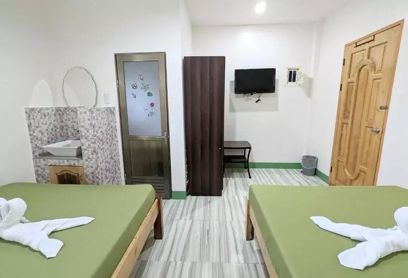 Retkeilymaja Charlina Inn Panglao