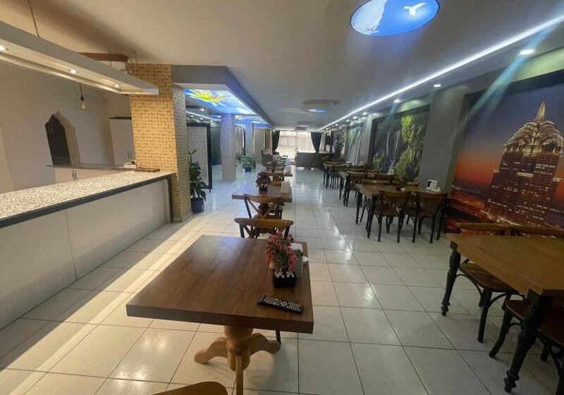 ベッドアンドブレックファースト Comfort Hotel Van