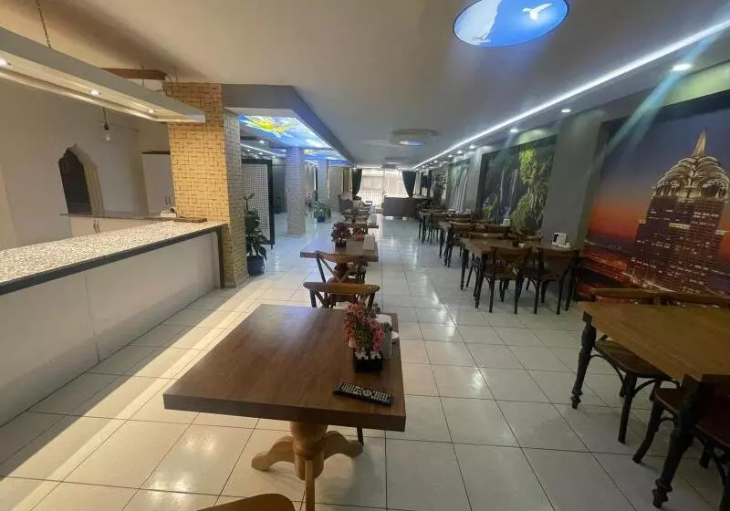 ベッドアンドブレックファースト Comfort Hotel Van