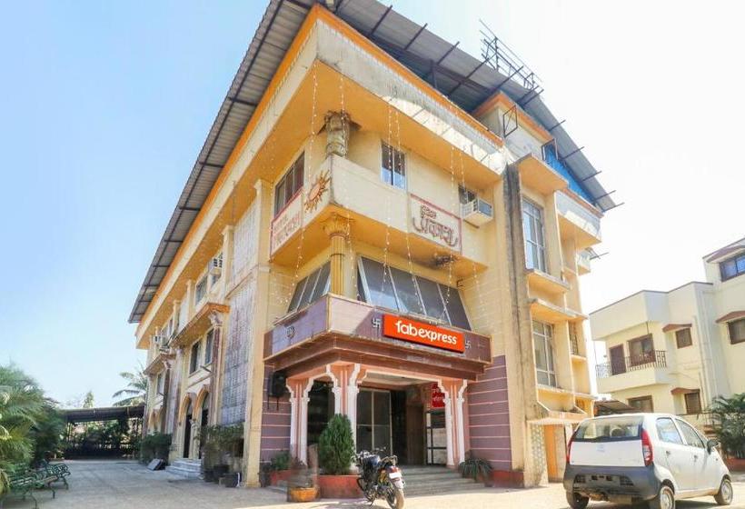 Hôtel Fabexpress Sumitra Residency