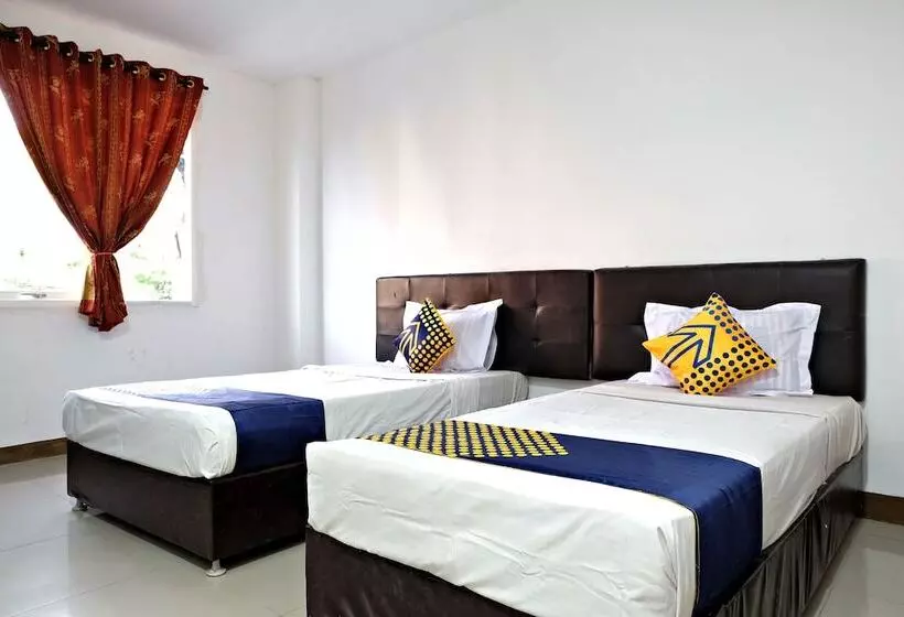 Hotelli Spot On 2661 Wisma Maysara Makassar