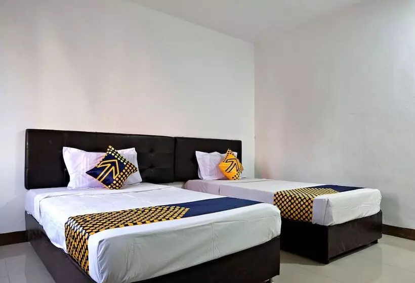 Hotelli Spot On 2661 Wisma Maysara Makassar