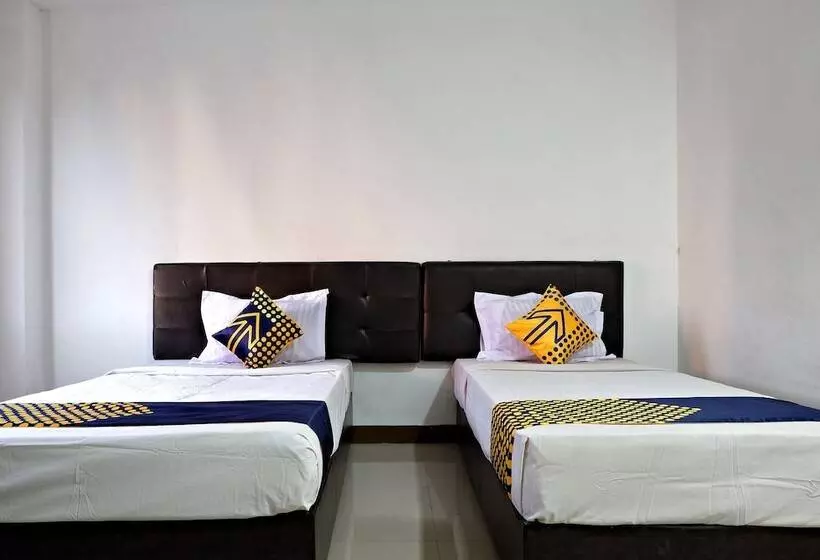 Hotelli Spot On 2661 Wisma Maysara Makassar