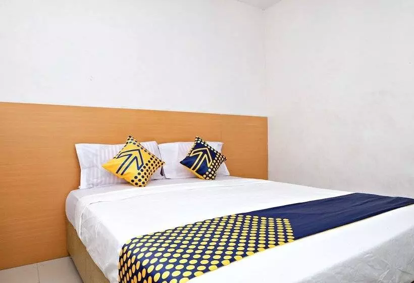 Hotelli Spot On 2661 Wisma Maysara Makassar