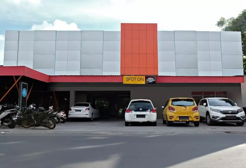 Hotelli Spot On 2661 Wisma Maysara Makassar
