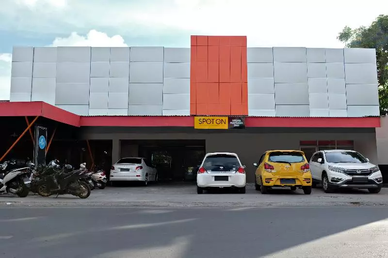 Hotelli Spot On 2661 Wisma Maysara Makassar