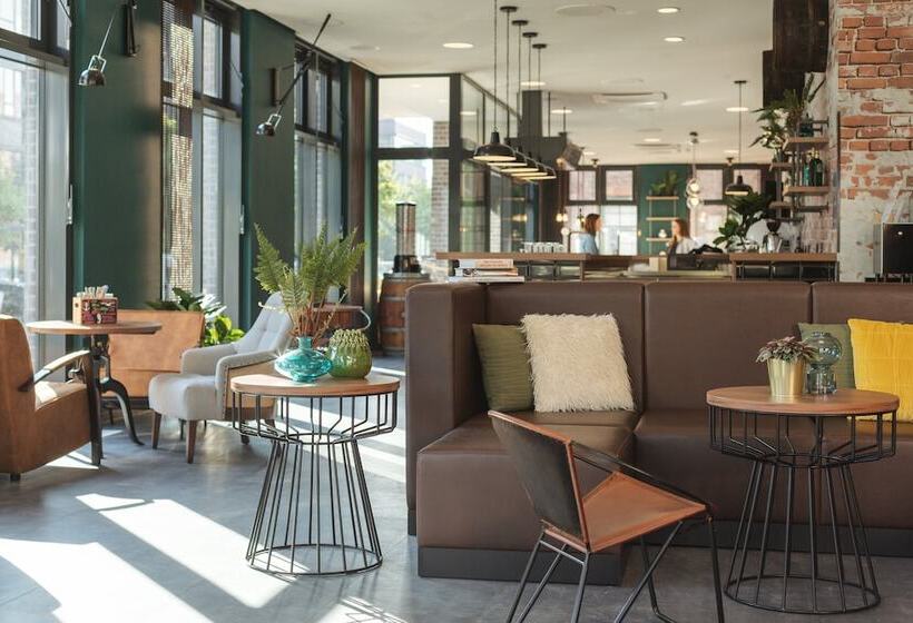 Hotel Holiday Inn   The Niu, Bricks Hamburg Eppendorf, An Ihg