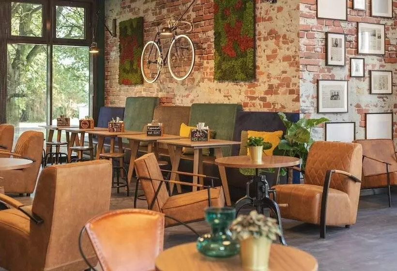 ホテル Holiday Inn   The Niu, Bricks Hamburg Eppendorf, An Ihg