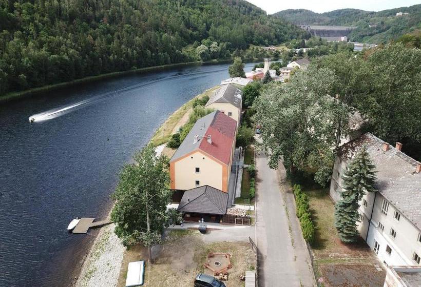 פנסיון Penzion Solenická Hospůdka