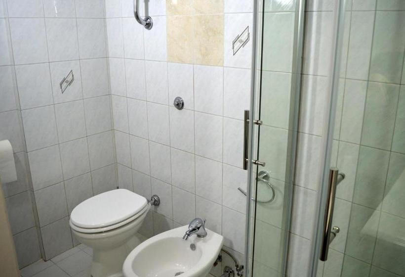 פנסיון Rooms131