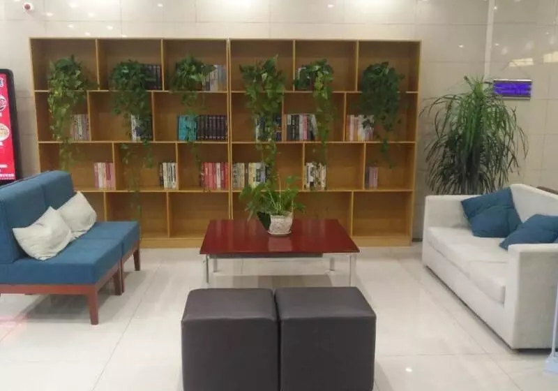 Hotelli Greentree Inn Shangqiu Liangyuan District Suiyang Avenue